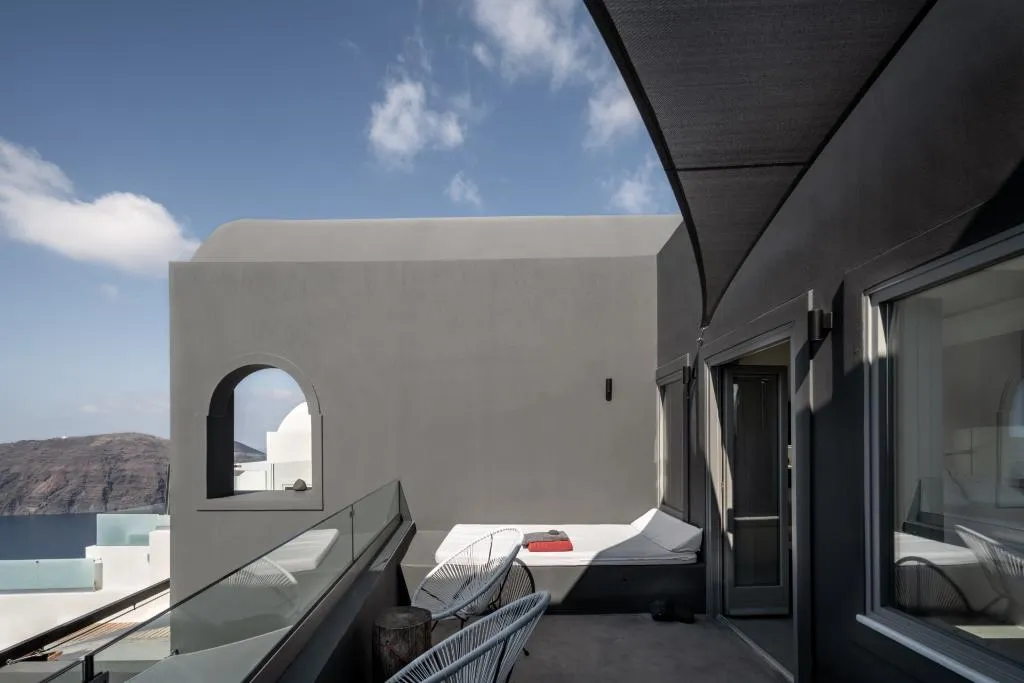 SUITE DELUXE Room, West East Suites, Santorini