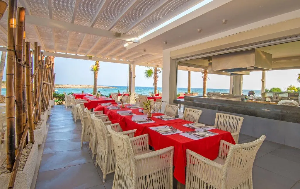 Restaurant, The Dome Beach Hotel & Resort, Cyprus