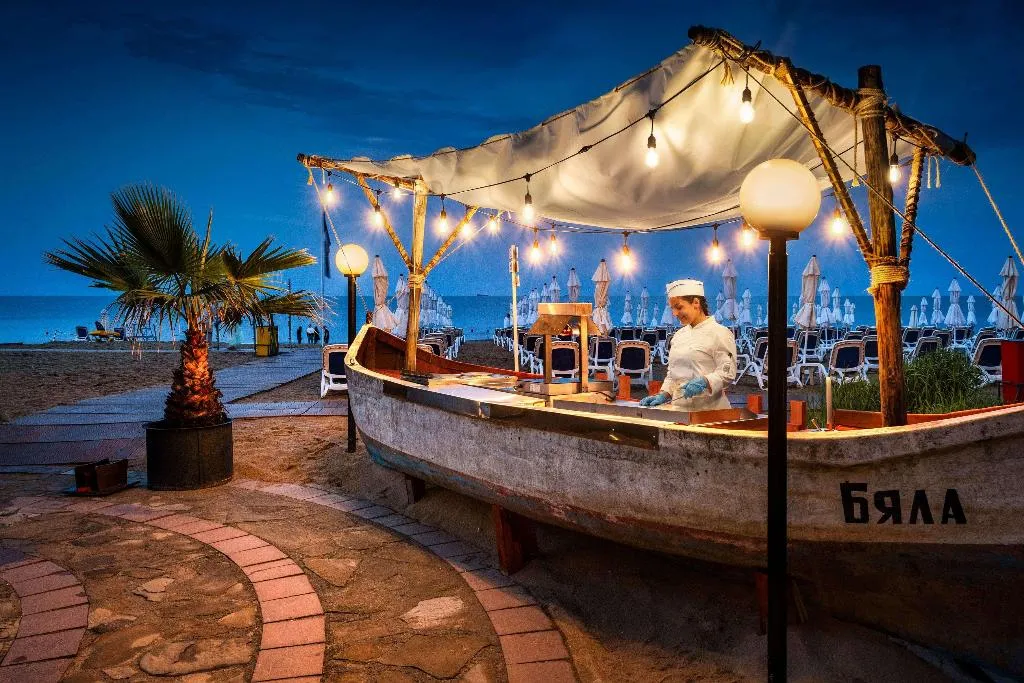 Restaurant, Sol Luna Bay Resort - All Inclusive, Bourgas