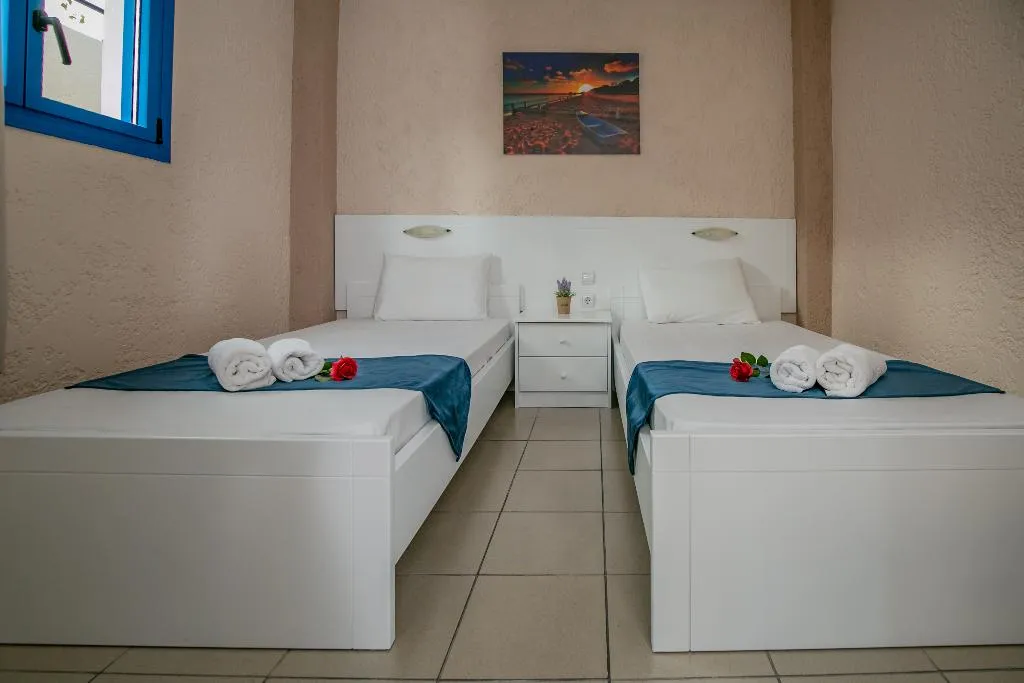 APARTMENT CAPACITY 3 ONE BEDROOM Room, Mareva Apartments, Crete