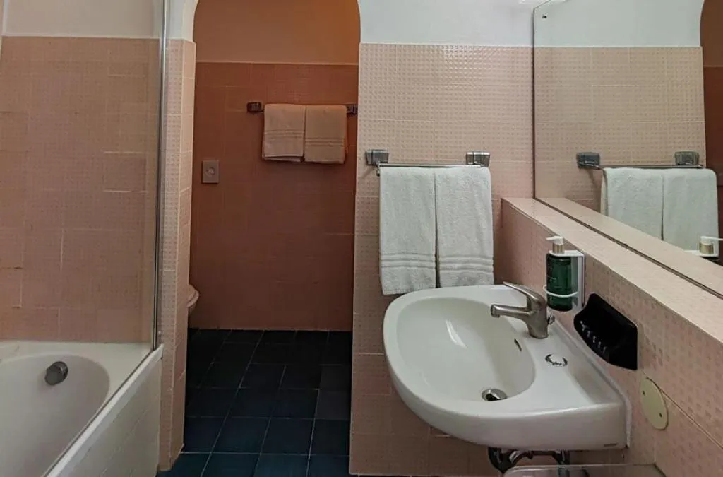 Double or Twin SEA VIEW WITH BALCONY Room, Grand Hotel Excelsior, Naples