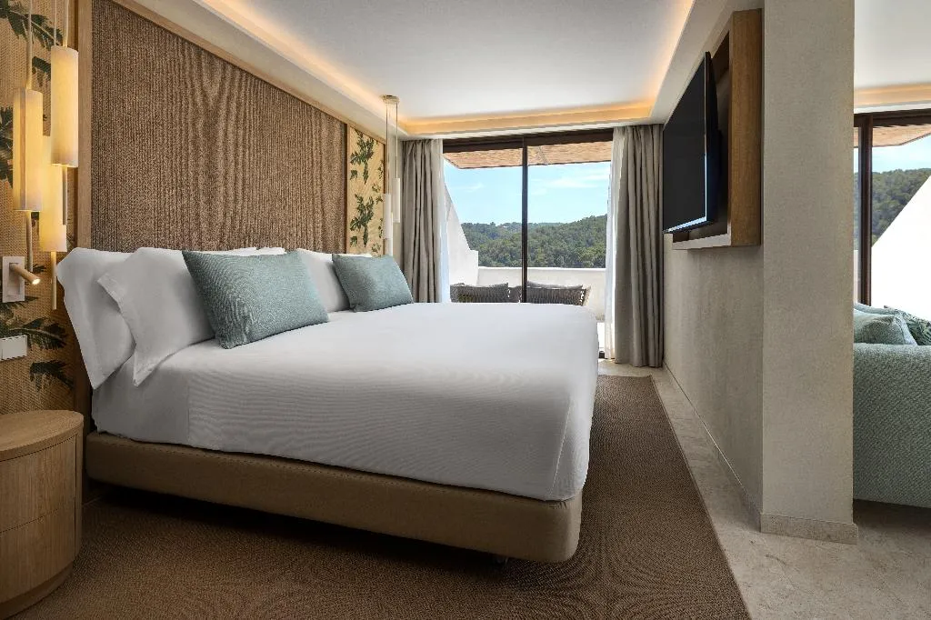 JUNIOR SUITE SEA VIEW Room, Cala San Miguel Ibiza Res, Curio Colllec by Hilton, Ibiza