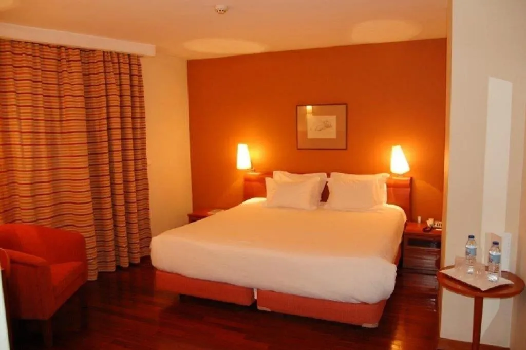 Room, Hotel Central Parque, Porto
