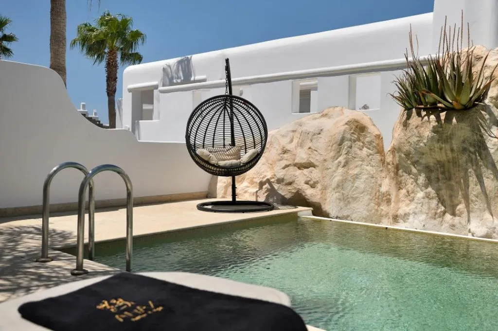 SUITE TWO BEDROOMS WITH PRIVATE POOL Room, Anax Resort And Spa, Mykonos