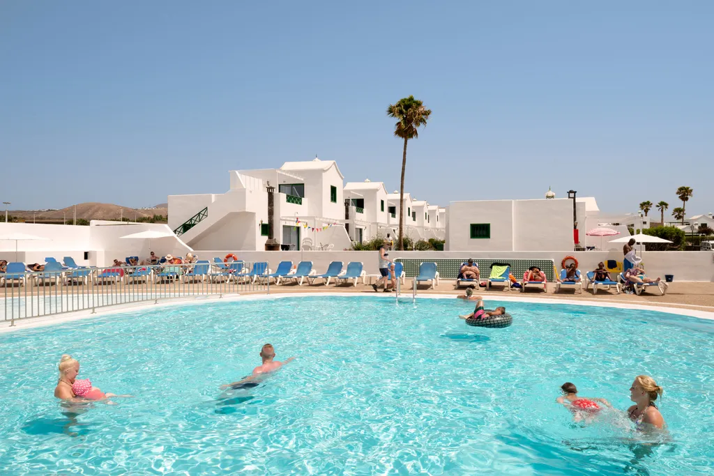 Pool, Hyde Park Lane, Lanzarote