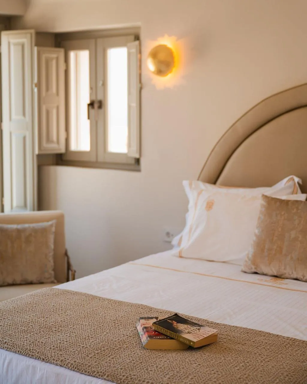 Room, La Madeleine Oia, Santorini