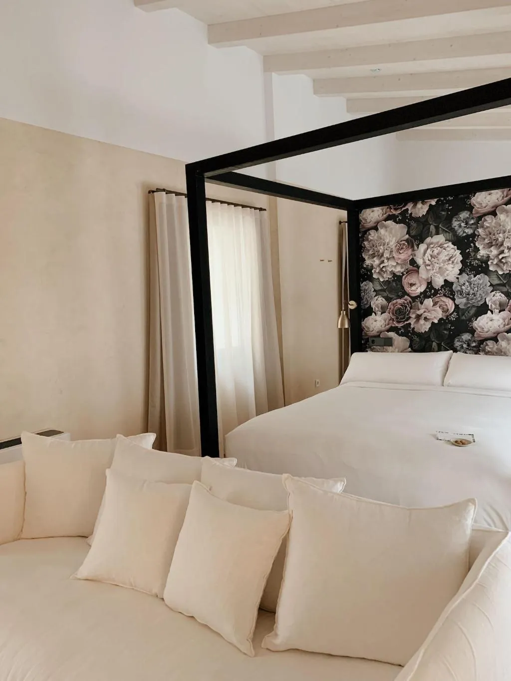 Room, Palau Macelli, Costa Brava