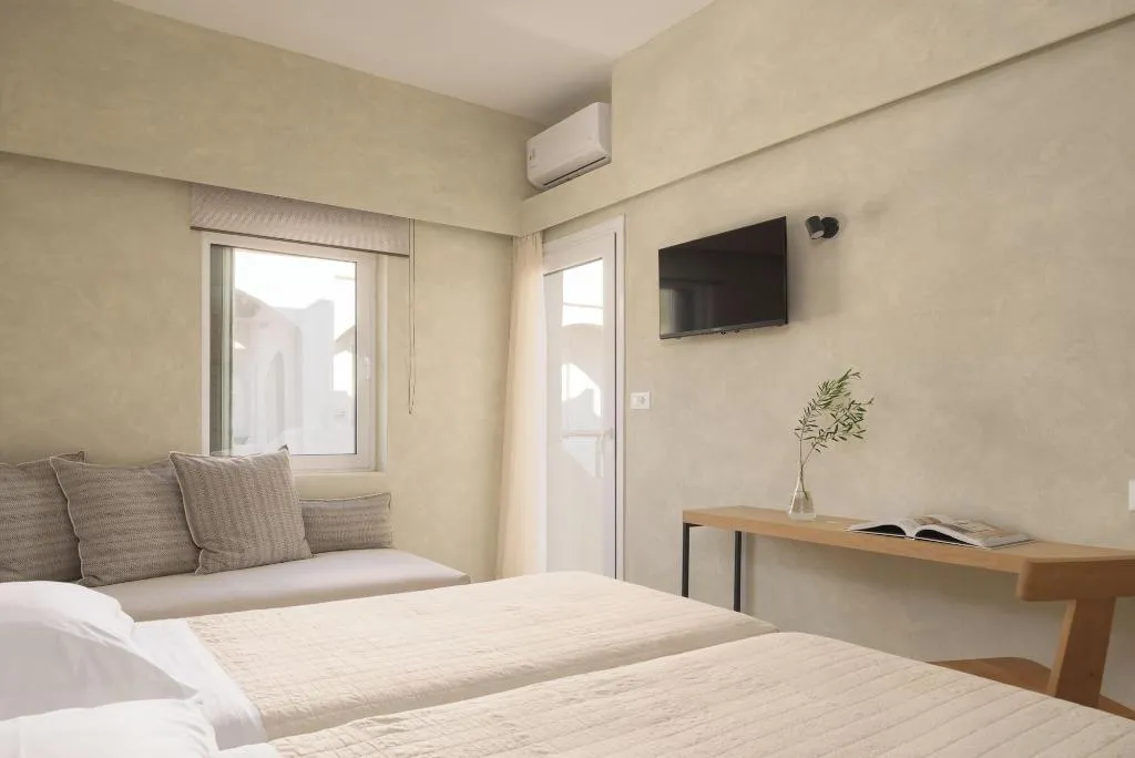 Room, Apollo Philoxenia, Crete