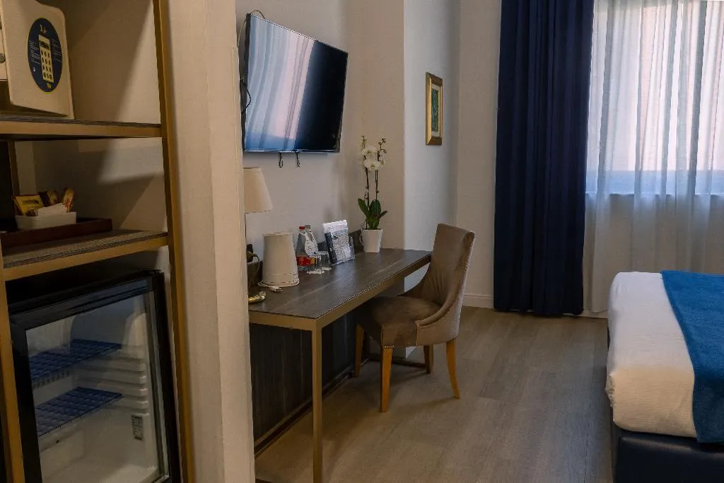 DOUBLE SINGLE USE STANDARD Room, Grand Hotel Tiberio, Rome