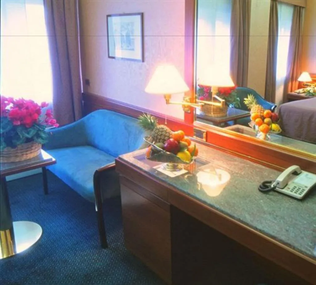 Room, Hotel Crivi's, Milan