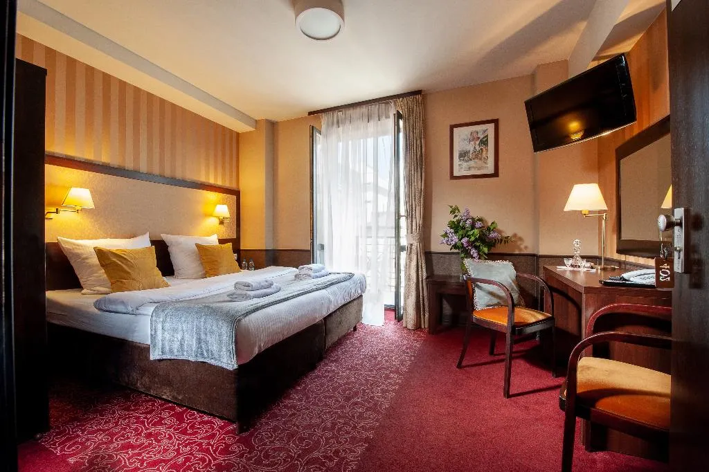 Double or Twin STANDARD Room, Hotel Wielopole, Krakow