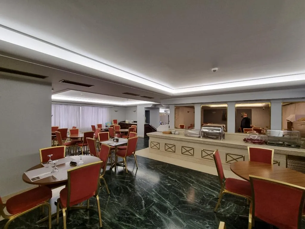 Restaurant, Savoy, Athens