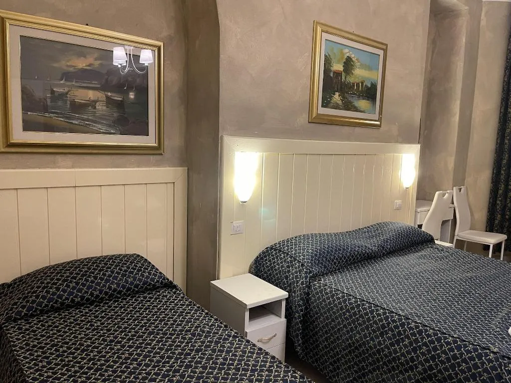 Room, Hotel Aurelia, Milan