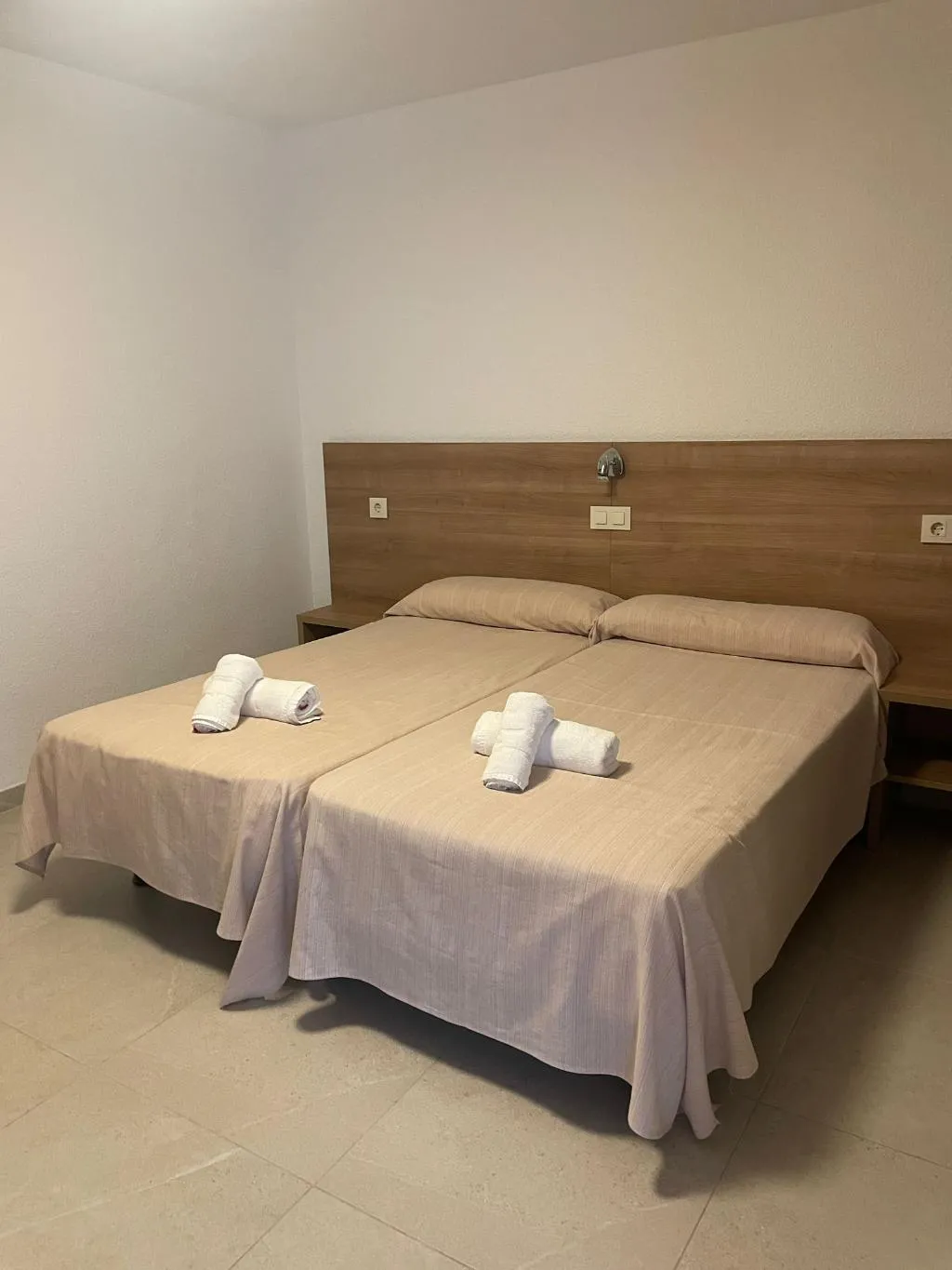 Double or Twin STANDARD Room, Blason Junior, Valencia