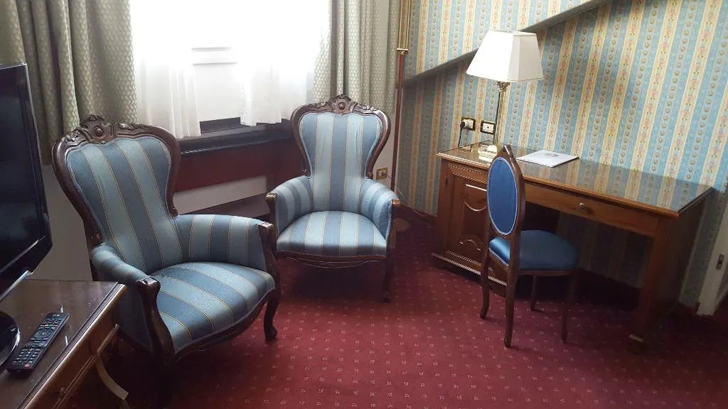 QUADRUPLE STANDARD Room, Hotel Biasutti, Venice