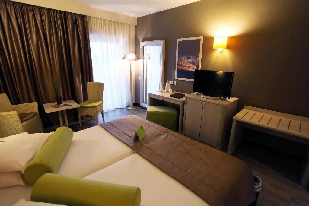 Double or Twin CLASSIC Room, Dion Palace, Thessaloniki