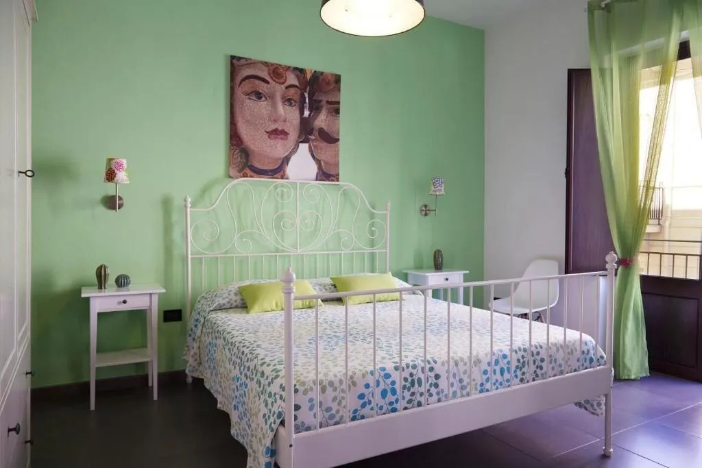 Room, Zammu Bed And Breakfast, Palermo