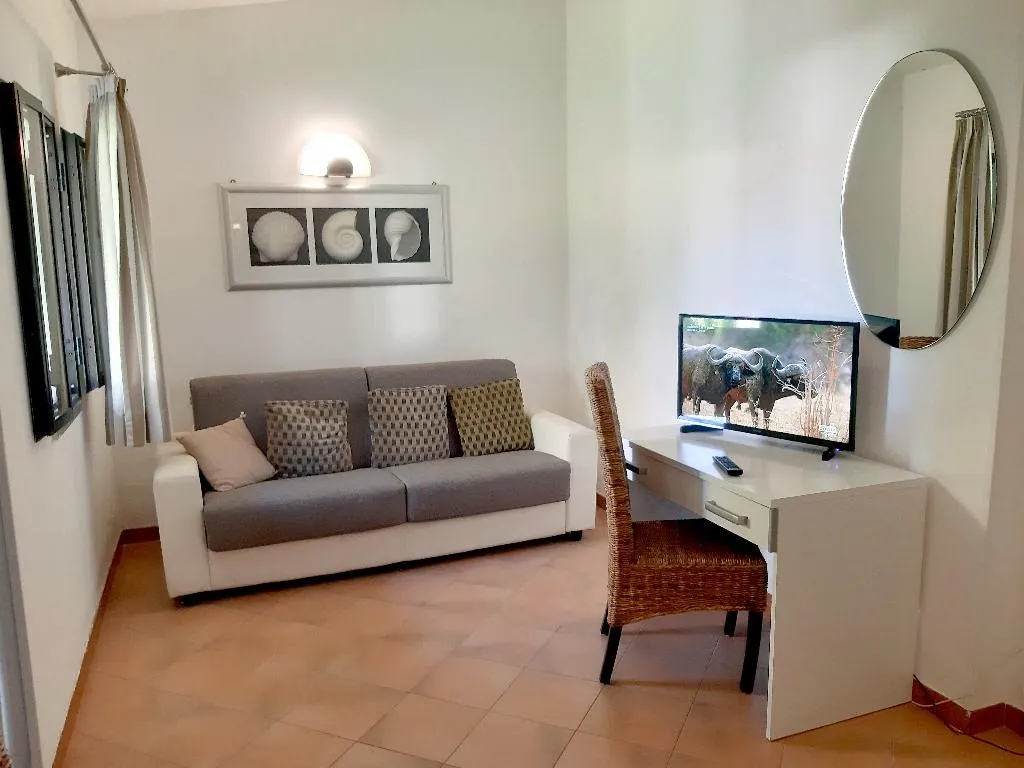 FAMILY ROOM CAPACITY 2 Room, Esperidi Resort, Naples