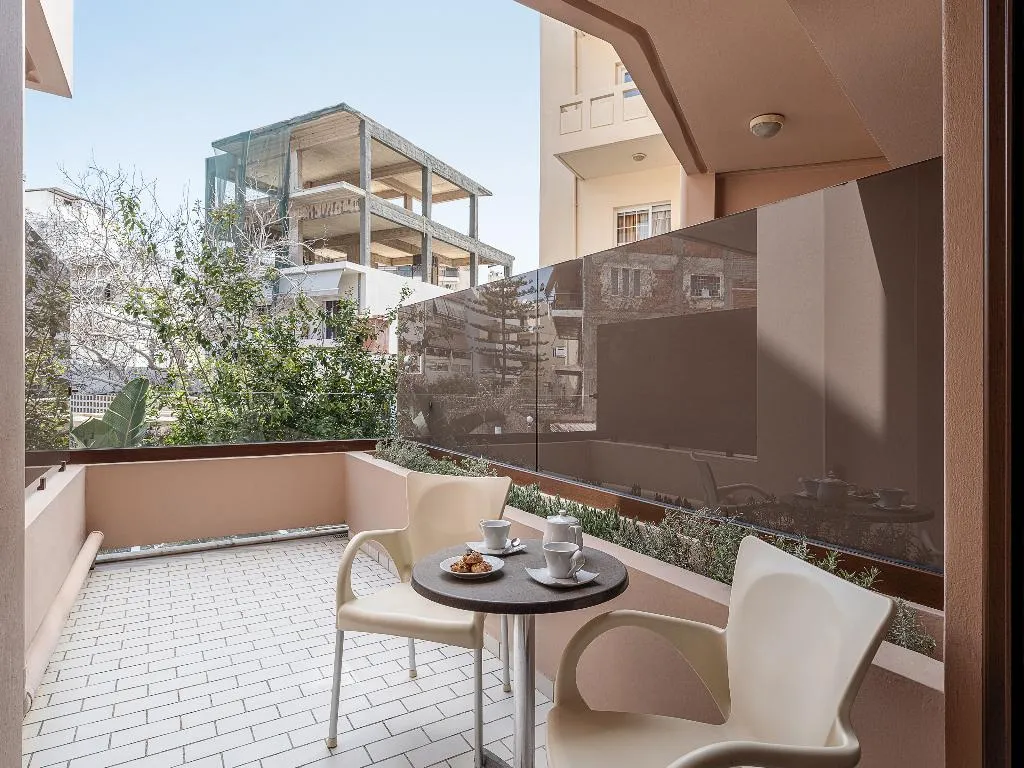 FAMILY ROOM SUPERIOR CAPACITY 3 Room, Civitel Akali, Crete