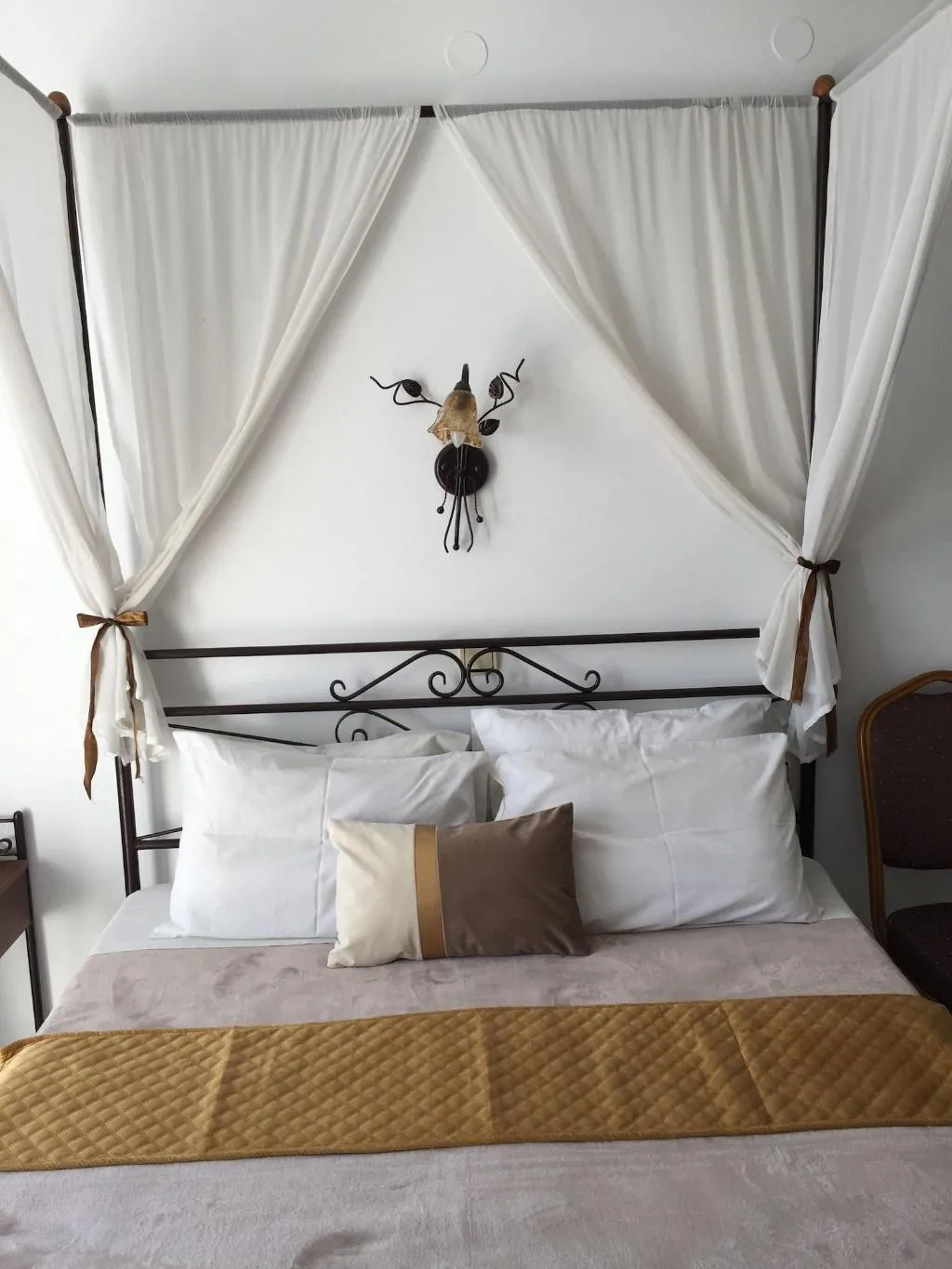 Room, Anastasia Studios, Rhodes