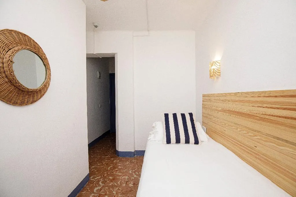 SINGLE STANDARD Room, Hotel Casa Mas, Costa Brava