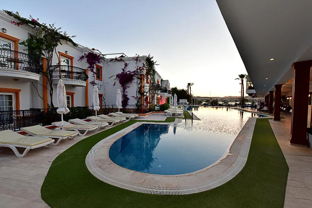 General view, Tropicana  Beach Hotel, Bodrum