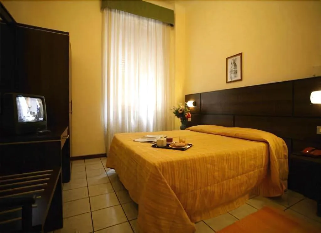 Room, Hotel La Pace, Milan