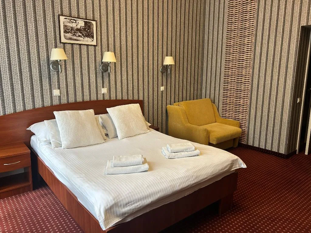 Room, Aneks Kazimierz, Krakow