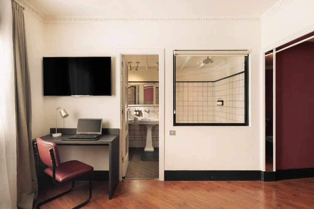 JUNIOR SUITE SUPERIOR Room, La França Travellers  Hotel Boutique, Barcelona