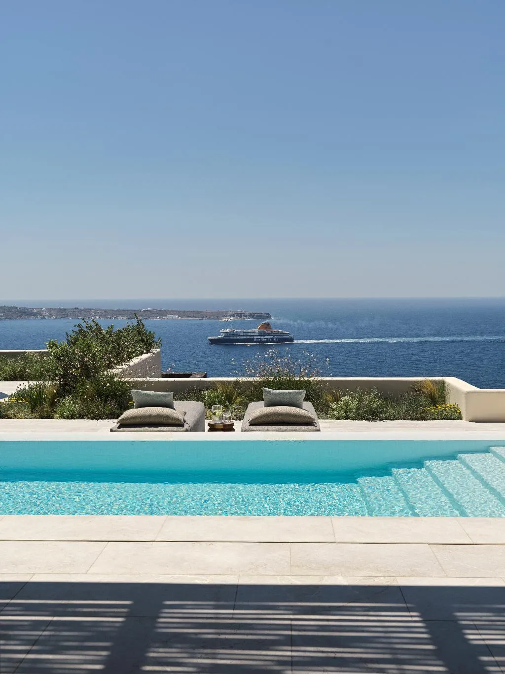 VILLA WITH PRIVATE POOL Room, Canaves  Epitome, Santorini