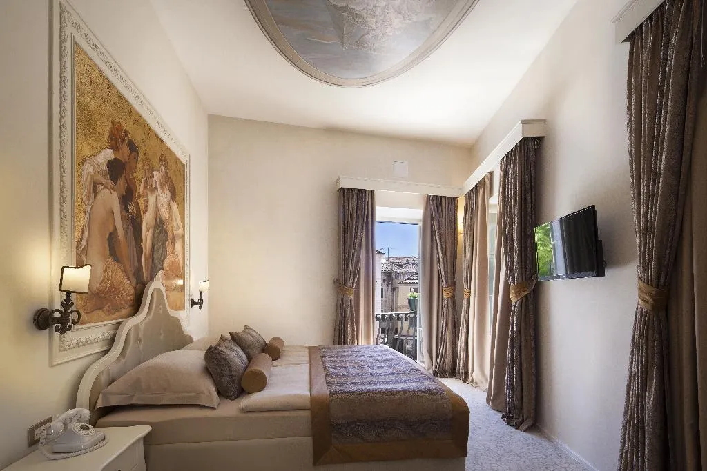 SUITE EXECUTIVE Room, Heritage Hotel Life Palace, Split