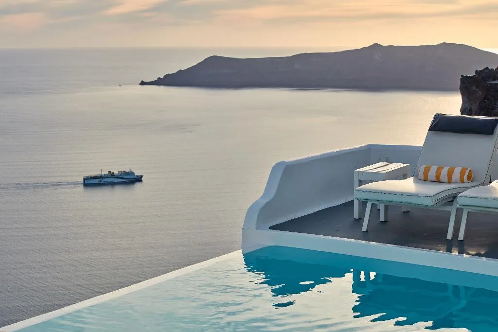 Pool, Katikies Chromata Santorini - The Leading Hotels, Santorini
