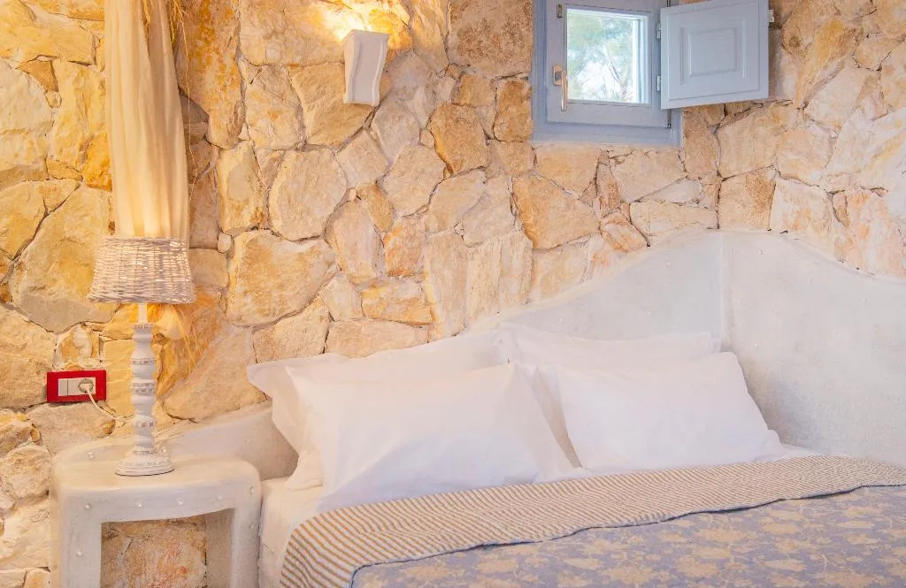 Room, Starlight Luxury Seaside Villa & Suites, Santorini