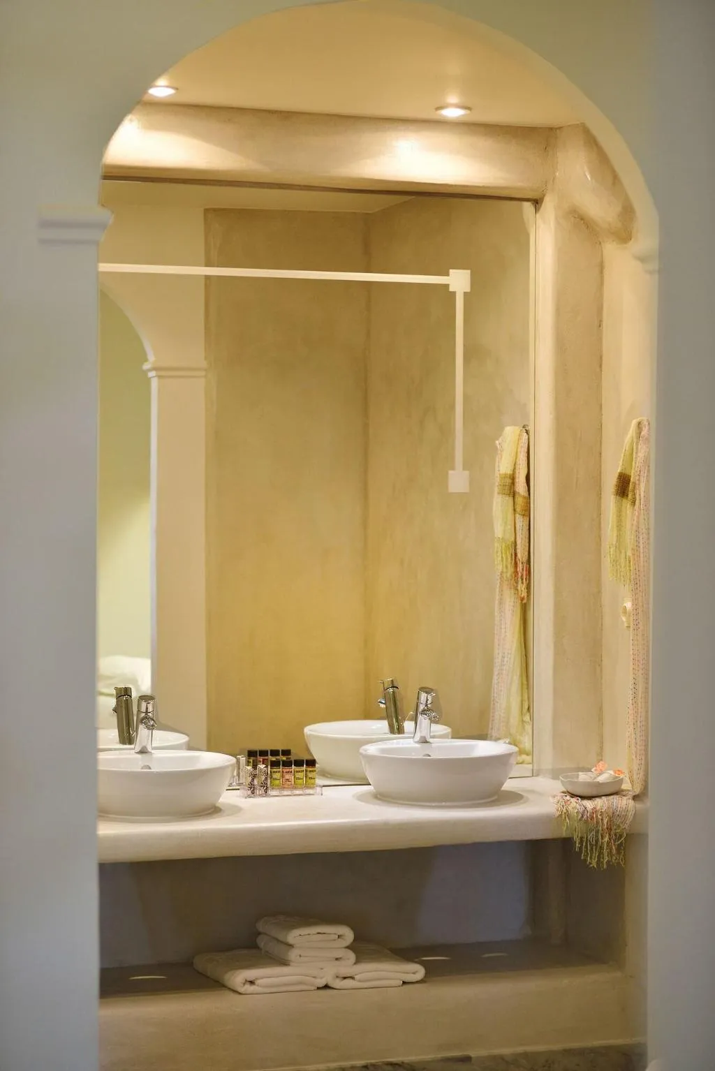 TRIPLE SUPERIOR Room, Petinos Hotel, Mykonos