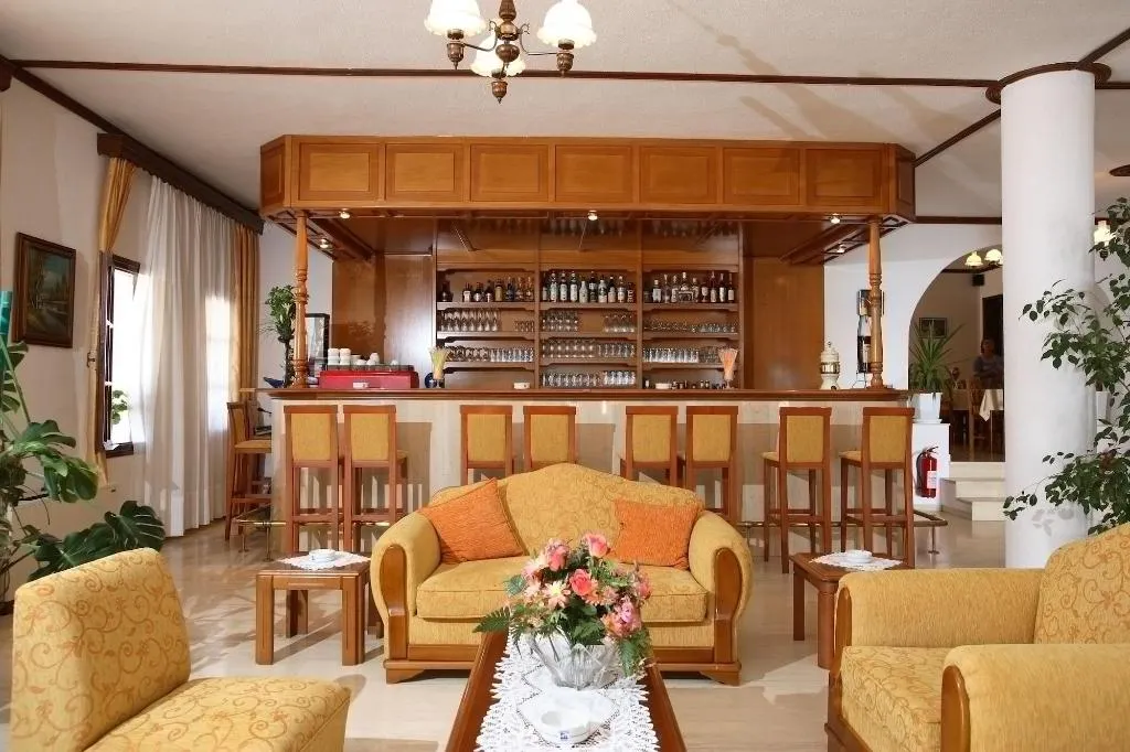 Bar, Paradise, Skiathos