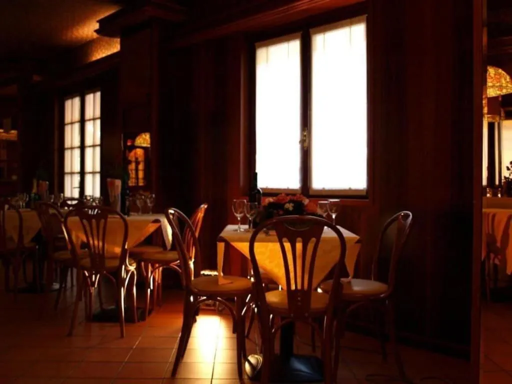Restaurant, Hotel Karol, Milan