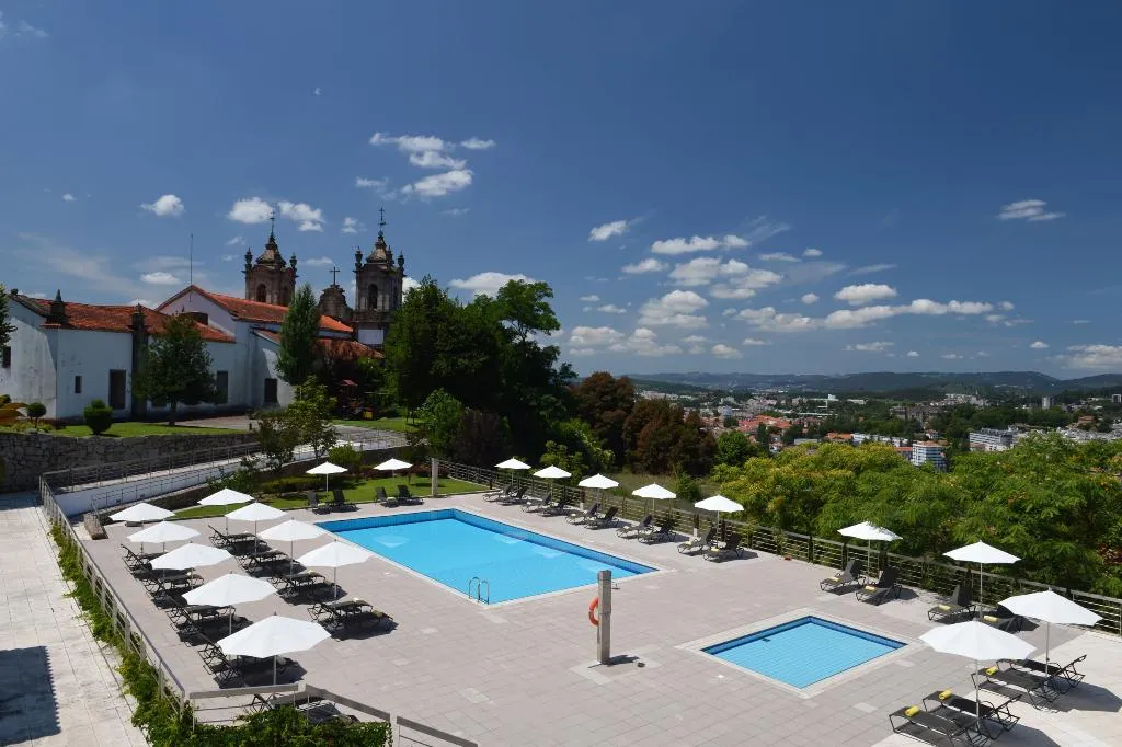 Pool, Pousada Mosteiro de Guimaraes - Monument Hotel, Porto