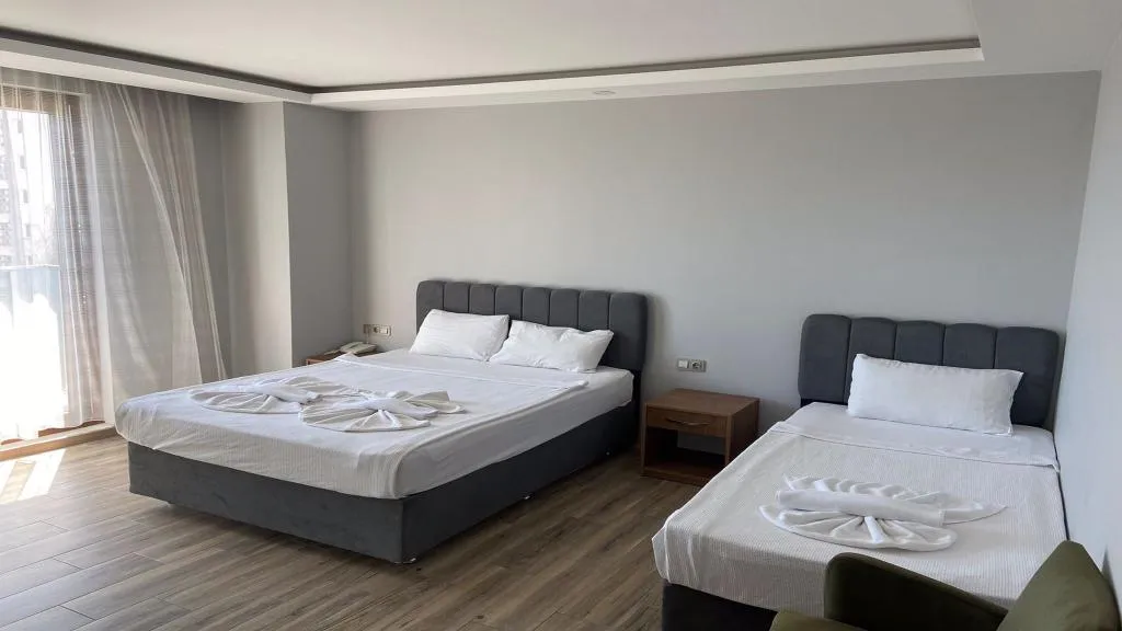 TRIPLE KING BED ONE BEDROOM  Room, Zeynel  Hotel, Antalya