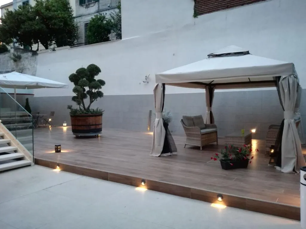 Terrace, Buono BB, Naples
