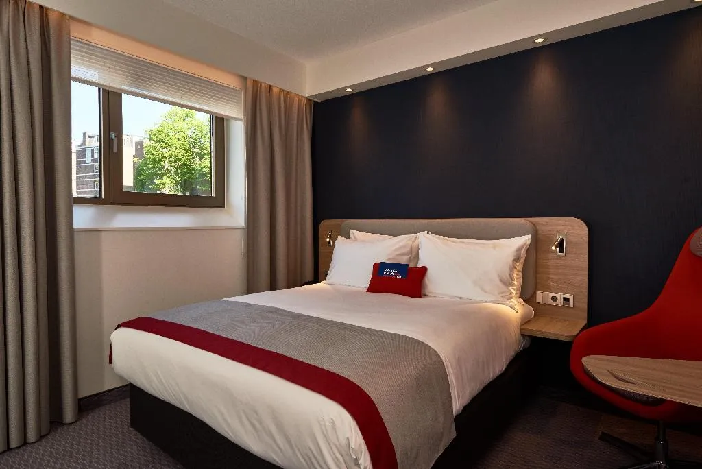 DOUBLE CANAL VIEW Room, Holiday Inn Express Amsterdam - City Hall, Amsterdam