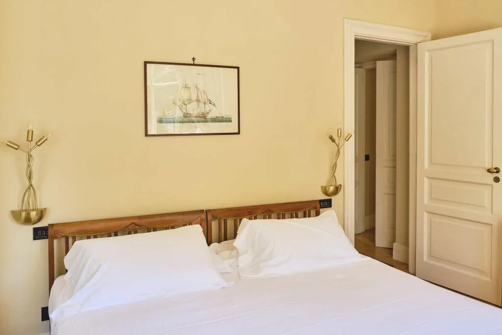 Room, Casa Rubinacci, Naples