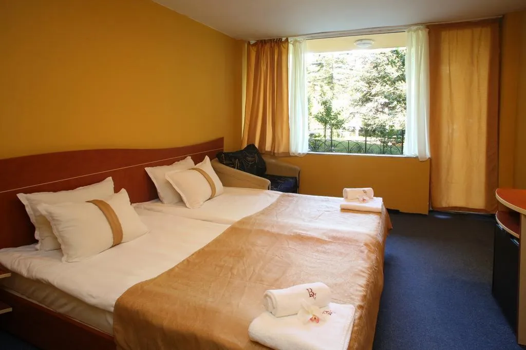 DOUBLE PARK VIEW Room, Bona Vita, Varna