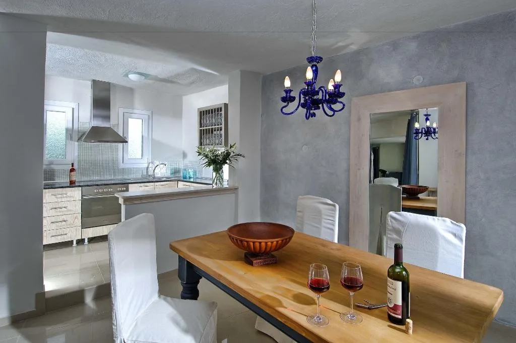 Room, Paradise Island Villas, Crete