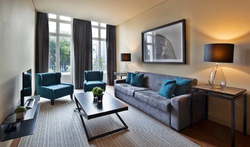 APARTMENT SUPERIOR THREE BEDROOMS Room, Lisbon Five Stars Apartments 8 Building, Lisbon