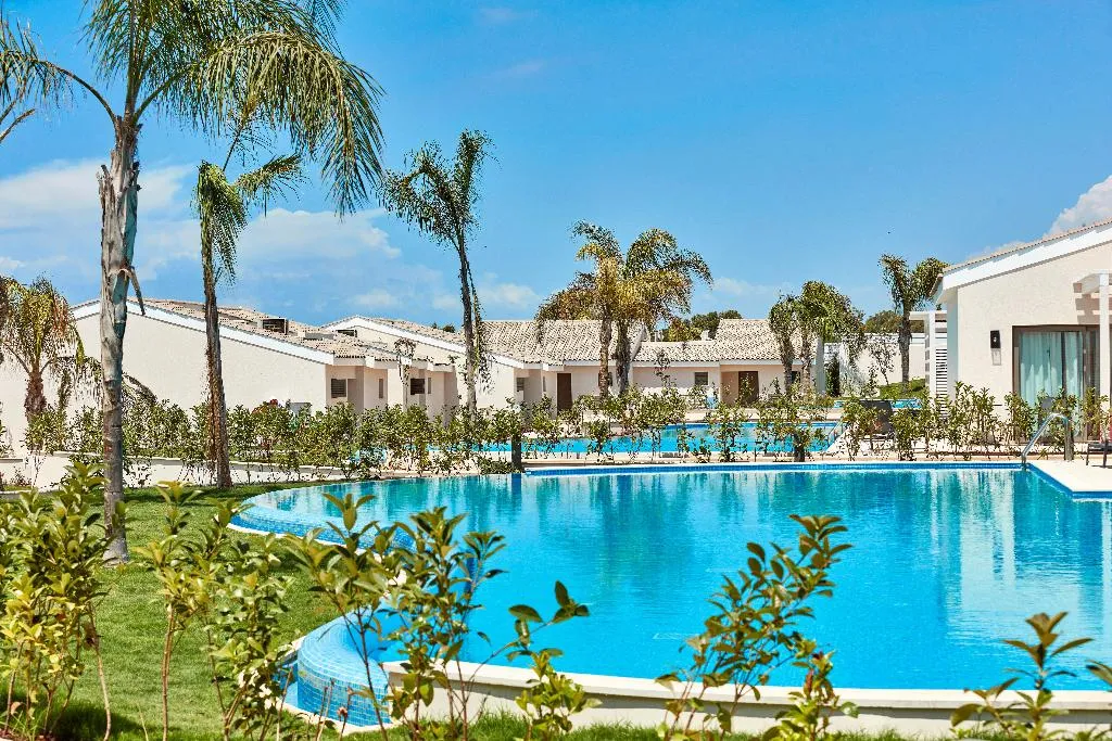 Pool, Mare Ayia Napa, Cyprus