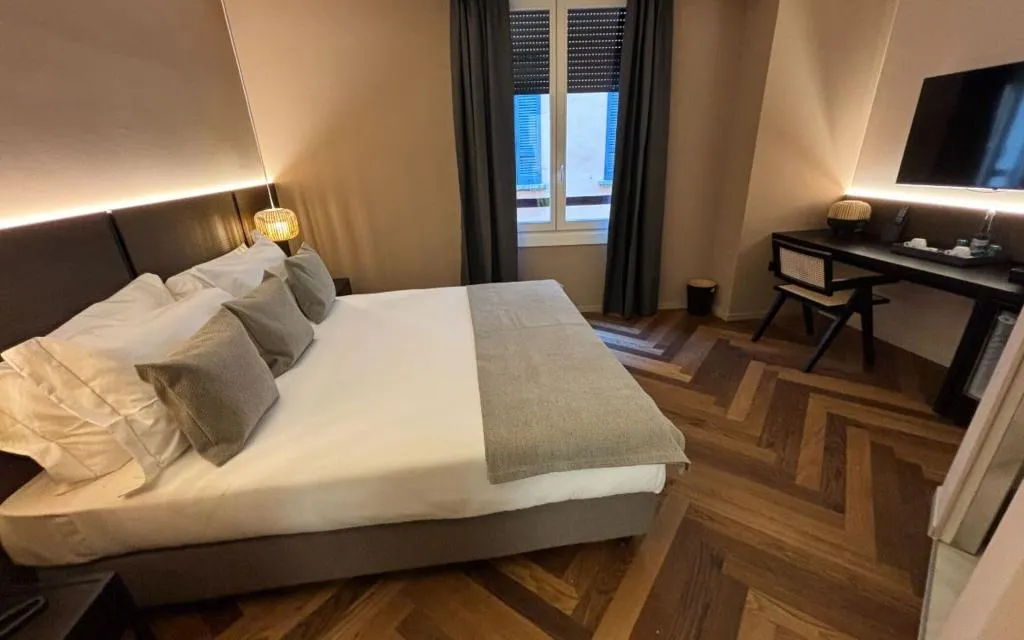 Double or Twin EXECUTIVE Room, Plinius Lifestyle Hotel Lake Como, Milan