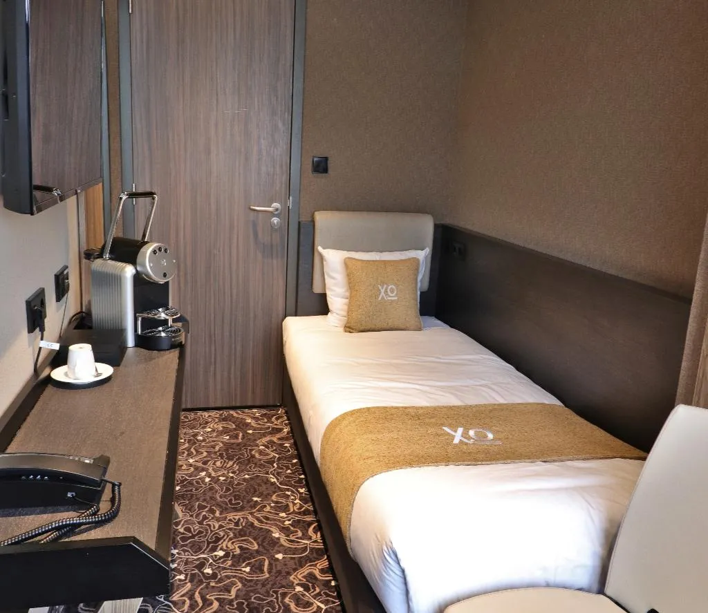 SINGLE STANDARD Room, Xo Hotels Infinity, Amsterdam