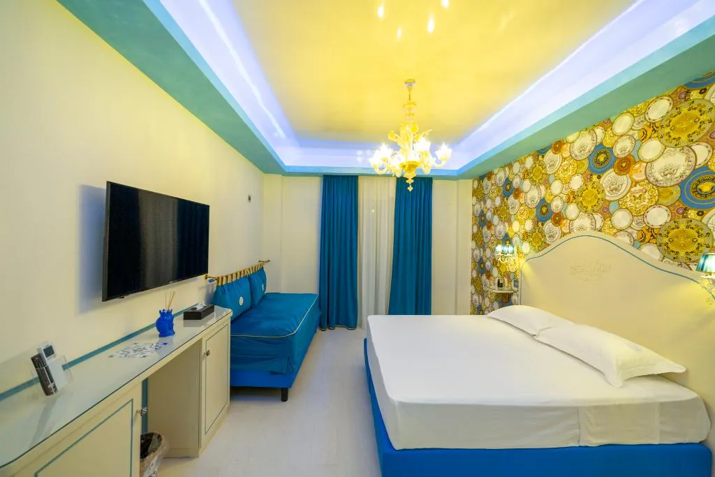 Room, Leucosya Luxury Rooms, Naples