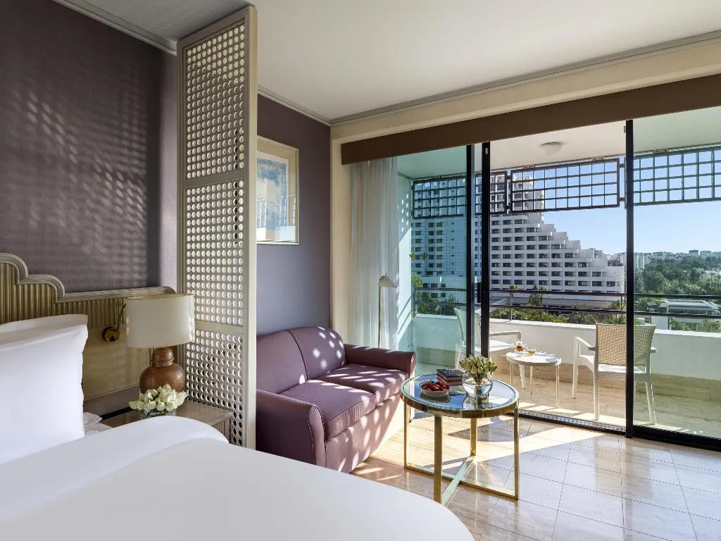 DOUBLE SIDE SEA VIEW Room, Rixos Downtown Antalya L.O.L.ThemePark Free Access, Antalya