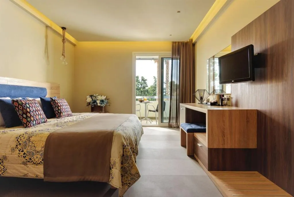 Room, Congo Palace, Athens